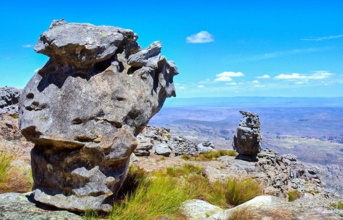 Where It All Began - Botanical Journey through Cederberg, Overberg and Winelands - Clanwilliam - Algeria Cottages - Rock on Mountain Cliff