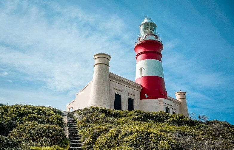 Where It All Began - Botanical Journey through Cederberg, Overberg and Winelands - Overberg - The Thatch House - Lighthouse