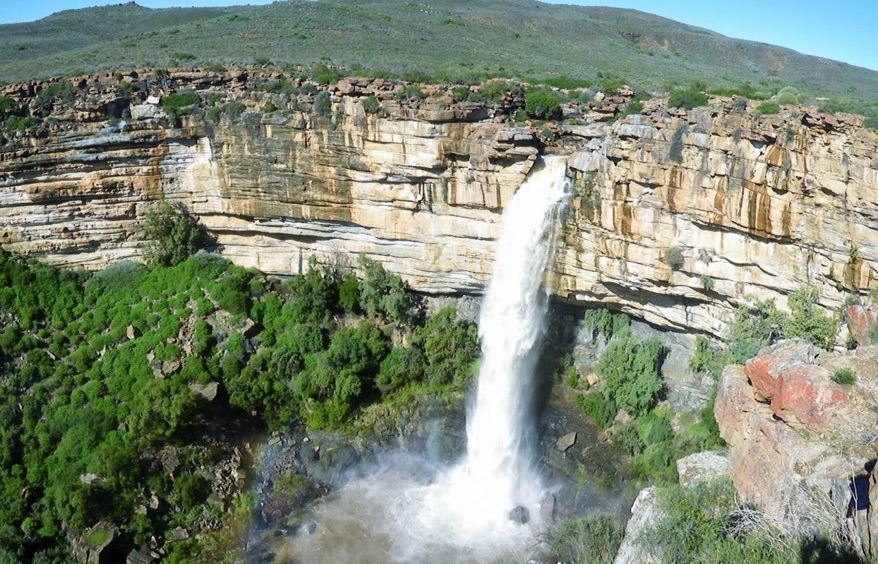 Where It All Began - Botanical Journey through Cederberg, Overberg and Winelands - Nieuwoudtville - Die Blou Huis - Waterfall